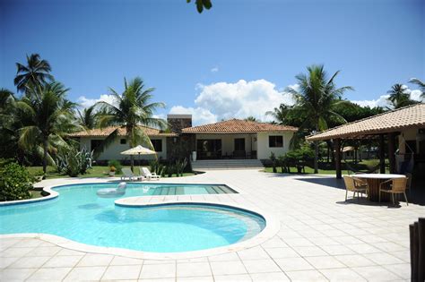 Linda casa na beira da praia Casas para Alugar em Ilhéus Bahia