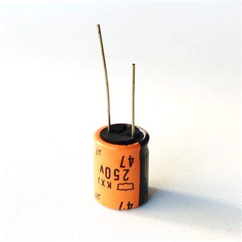 Jual Kapasitor Elco 47uf 250v 47uf250v 47uf250v Capacitor Shopee Indonesia