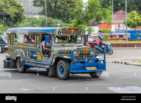 Jeepney In Manila Stock Photos & Jeepney In Manila Stock Images - Alamy