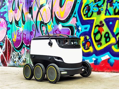 Domino S Starts Robot Pizza Deliveries In Partnership With Starship