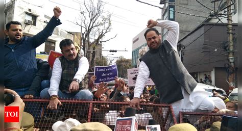 Jammu And Kashmir Unit Of Congress Holds Protest Over Adani Hindenburg Row And Eviction Drive