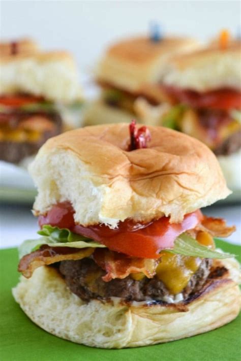 Stuffed Bacon Cheeseburger Sliders Flour On My Face