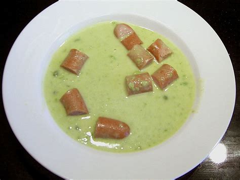 Erbsensuppe Mit Wurst Und Knusprigen Brotw Rfeln Von Wienerin Chefkoch