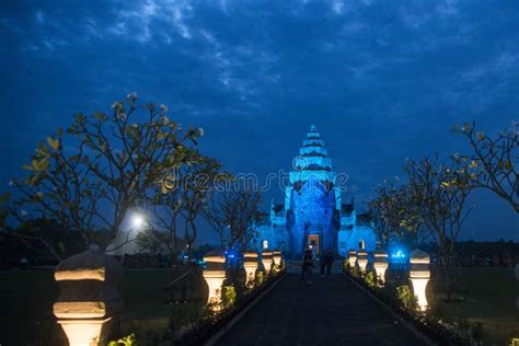 THAILAND BURIRAM CASTLE PARK Editorial Stock Photo - Image of castle ...