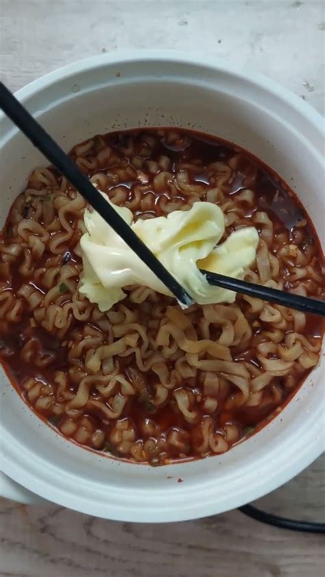 Buldak Soup Ramen Spicy With Cheese Asmr Koreanfood Noodles Shortvideo Buldak Youtube