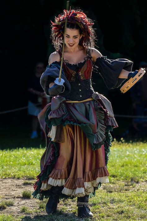 Image Result For Pirate Woman Ren Faire Costume Renaissance Festival Costumes Renaissance