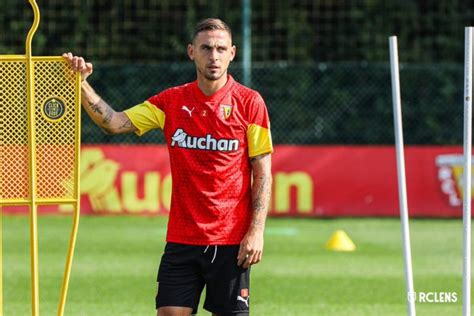 Premier Entra Nement Pour Ruben Aguilar Et Faitout Maouassa Au Rc Lens