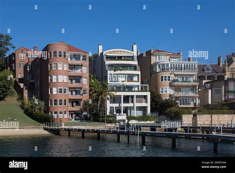 Sydney Waterfront Residences Hi Res Stock Photography And Images Alamy