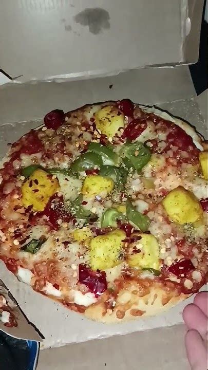 Peppy Paneer Pizza 🍕🍕🍕pizzavegpizza Paneer Paneerpizza Youtube