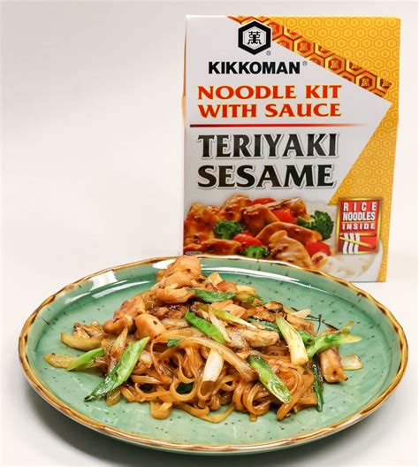 Kikkoman Teriyaki Sesame Noodle Kit Rice Noodles With Sauce Oz