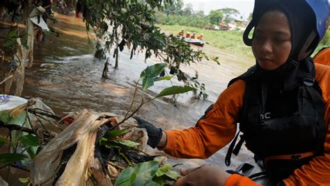 Tangkal Banjir Di Bulan Ramadan Dmc Dompet Dhuafa Sambut Ramadan