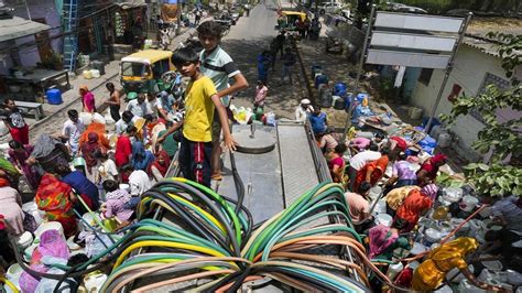 Supreme Courts Big Decision On Delhi Water Crisis Orders Himachal