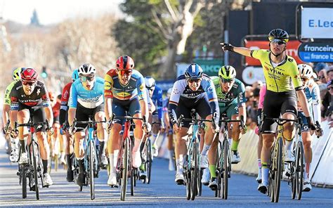 Paris Nice Arnaud D Mare D Oit Encore Lors Du Sprint De La E Tape