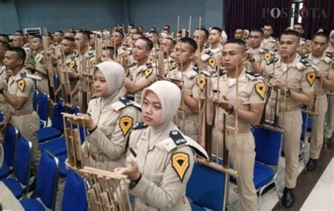 Bawakan Lagu Wind Of Change Ratusan Taruna STTD Matangkan Pemecahan