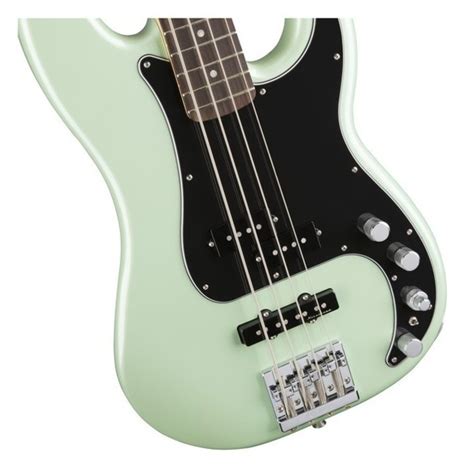 Fender Deluxe Active P Bass Special RW Surf Pearl At Gear4music