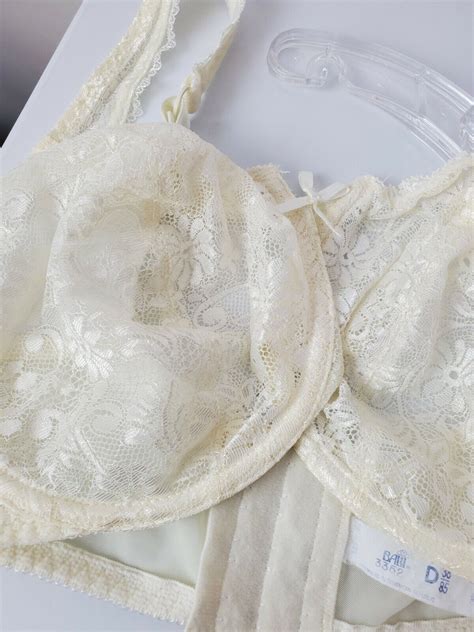 Vintage Bali Ivory Lace Full Coverage Bra Lingerie Si Gem