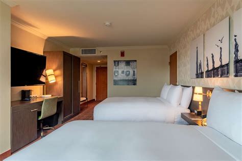 DoubleTree by Hilton San Diego Downtown Reviews, Deals & Photos 2025 ...