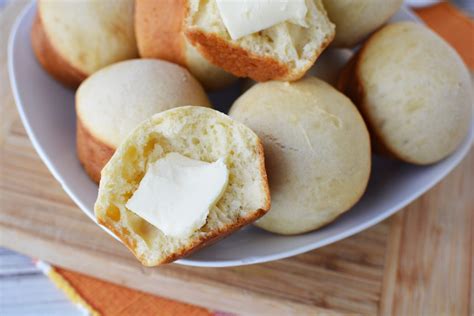 Homemade No Knead Yeast Rolls Recipe Using A Blender