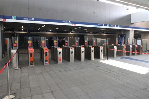 Inaugurata A Milano La M La Nuova Linea Della Metropolitana Con I