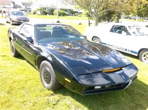 Pontiac Firebird Trans Am Knight Rider Replica Kitt Karr