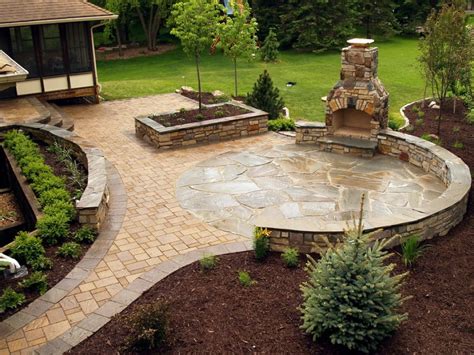 40 Best Flagstone Patio Ideas with Fire Pit - Hardscape Designs