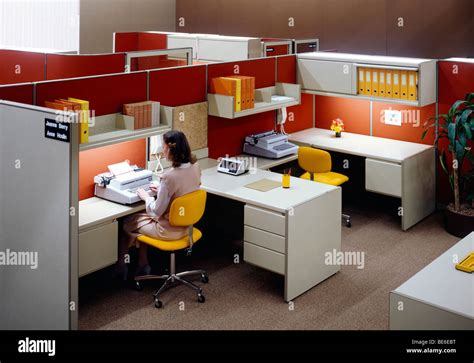 1980s Corporate Offices Hi Res Stock Photography And Images Alamy