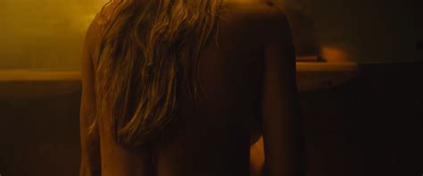 Nude Video Celebs Oksana Akinshina Sexy Sputnik