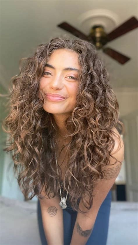 Pin By Jes S Marcos On Expresar Natural Curly Hair Cuts Long Layered