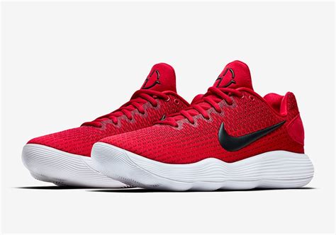 React Nike Hyperdunk Low Flightclub Sneaker