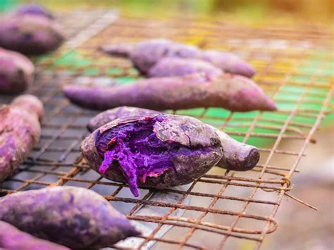 7 Benefits of Purple Yam (Ube), and How It Differs from Taro