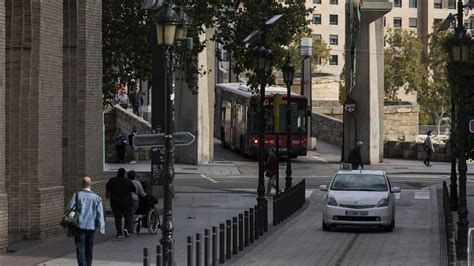 La Calle Don Jaime I De Zaragoza Se Reabre Al Tr Fico A La Espera De