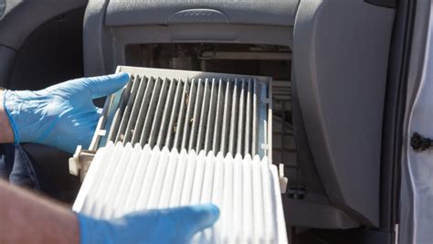 5 Signs Of A Clogged Cabin Air Filter