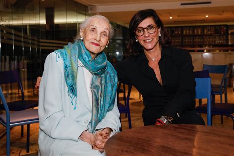 Mãe de Christiane Torloni assiste à filha e Antônio Fagundes em leitura