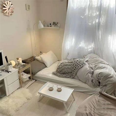 Minimalist Room Decor Ideas - Glorifiv