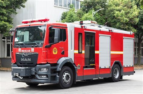 100 L S Débit maximal Camion de lutte contre l incendie avec 377 1800