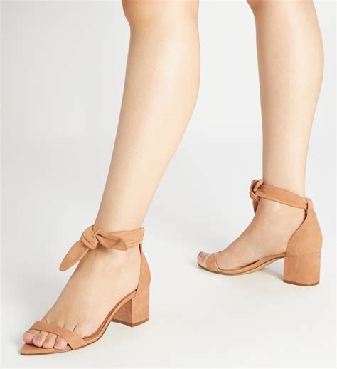 Sand Lia Nude Nobuck Salto Bloco Lace Up Pale Nut Arezzo