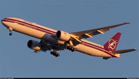 A Bac Qatar Airways Boeing Dzer Photo By Adam Mitchell Id