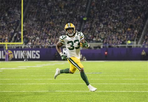 Aaron Jones Shares Great News After Monday Nights Win The Spun