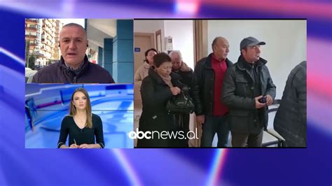 Kryetari i PD së në Vlorë voton i pari në Referendumin për shkarkimin