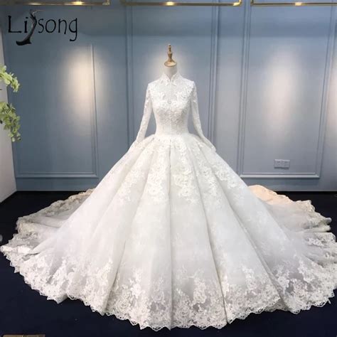 Muslim Lace Wedding Dresses 2018 Vintage High Collar Full Sleeves