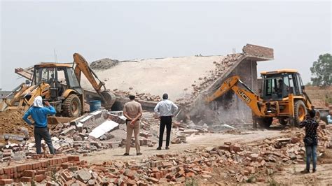 Six Illegal Colonies In Sohna Bhondsi Razed