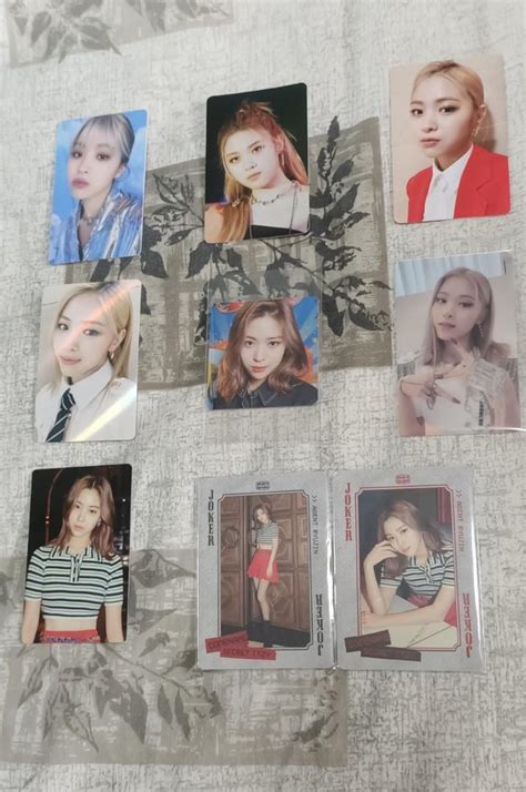 Itzy Ryujin Yuna Photocard Pc Polaroid Pre Order Benefit Pob Guess Who