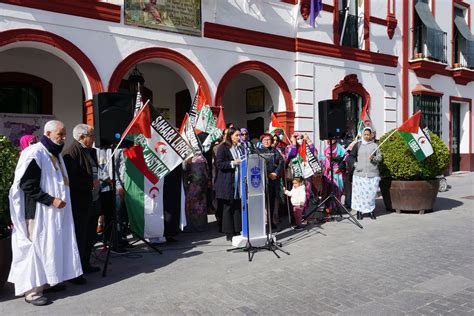 Lebrija Muestra Su Apoyo Al Pueblo Saharaui Cuya Bandera Ondea En La