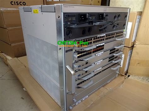 Switch Cisco C9407r Catalyst 9400 Series 7 Slot Chassis