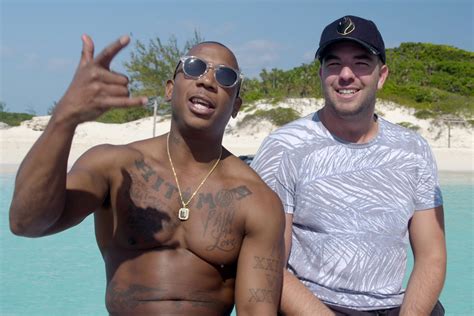 Netflix's Documentary About the Doomed Fyre Festival Is Masterful - TV ...