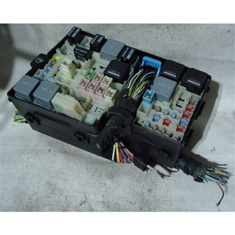 Ford Focus 2012 2013 2014 2015 2016 2017 2018 Fuse Box Relay Junction Block Module Av6t14a142ab