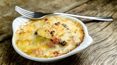 Batatas Gratinadas Com Queijo Funghi Secchi E Presunto Defumado 19