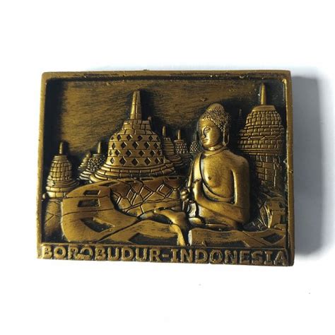 Jual Souvenir Magnet Kulkas Stupa Candi Borobudur Indonesia Timbul D