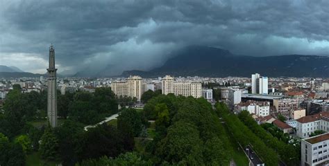 Météo Violents orages un homme meurt foudroyé en Haute Savoie