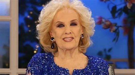 La Espantosa Estatua En Homenaje A Mirtha Legrand Que Hicieron En Villa